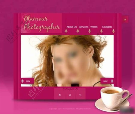 粉红魅力时尚摄影网页模板
