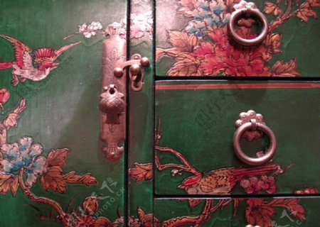 中国古董箱子图片