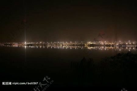 灞桥夜景002图片