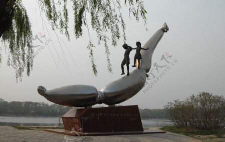 唐山南湖雕塑图片