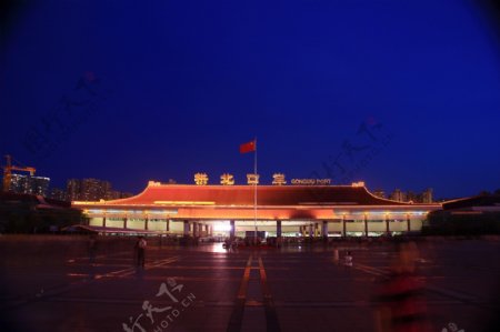 珠海拱北口岸夜景图片