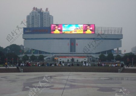武汉体育馆图片
