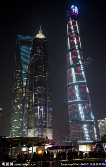 上海中心夜景图片