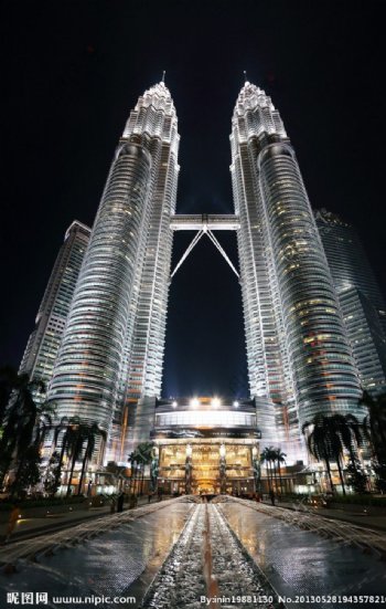 马来西亚双子塔全景图片