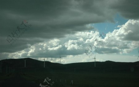 草原自然天气图片