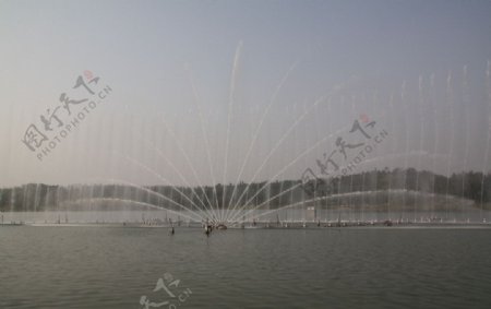 北京奥林匹克公园喷泉图片