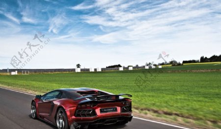 2012款兰博基尼Aventador改装跑车图片