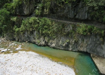 太魯閣溪水图片