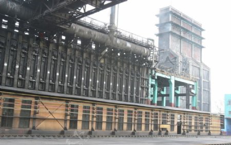 焦炭冶炼厂房设备轨道图片