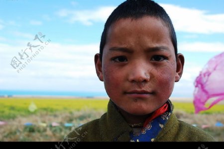 青海藏族小孩图片