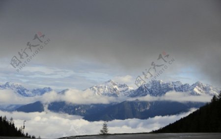 奥地利雪山图片