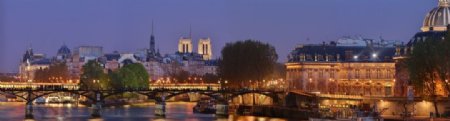 巴黎艺术桥夜景图片