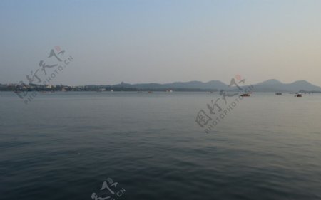 西湖山水风景图片