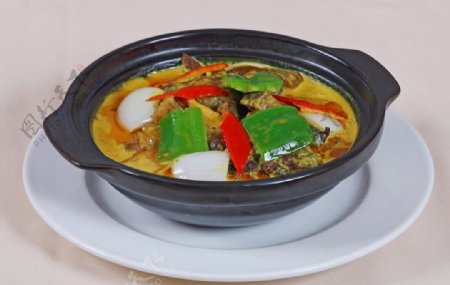 泰式咖喱牛腩煲图片