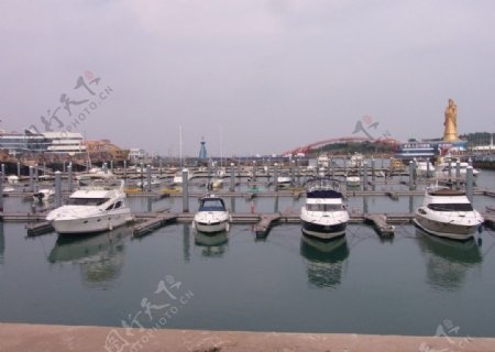 游艇码头美景图片