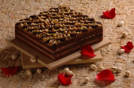 瑞士卡玛顶级纯巧克力奶油船长朗姆酒坚果蛋糕图片