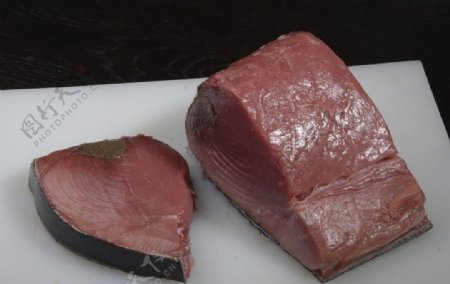 三文鱼原料图片