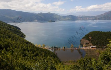 泸沽湖全景图片