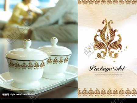 家居生活复古皇冠图案茶具图片
