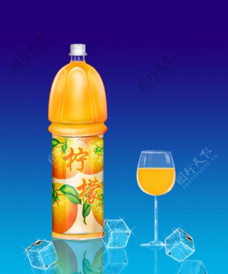 橙汁玻璃杯冰块图片