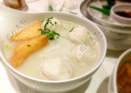 香港美食鱼蛋粉