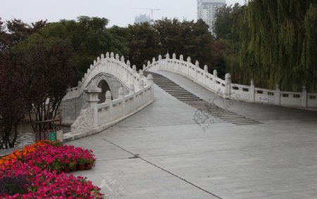 古琴台石拱桥