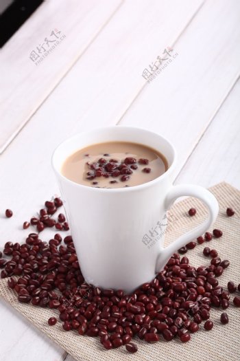 红豆奶茶红豆咖啡