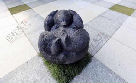 熊雕塑