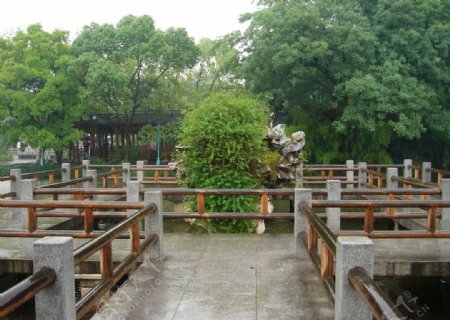 杭州西湖雨景