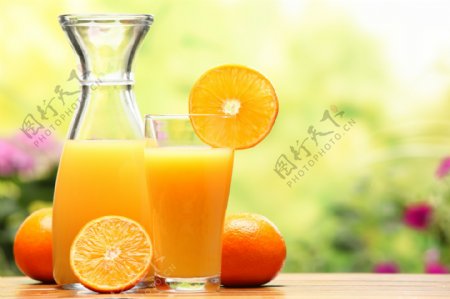 橙子与果汁图片