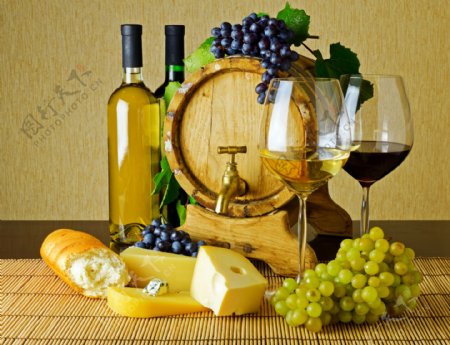 葡萄酒与奶酪图片