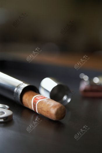 高档雪茄高清图片