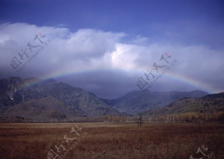 自然彩虹美景图片