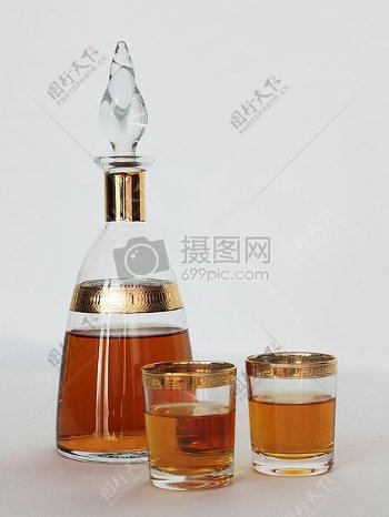 玻璃瓶与饮品