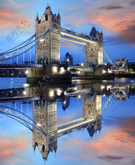英国伦敦塔桥图片