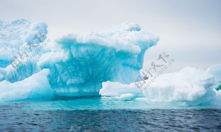 海面上的冰川