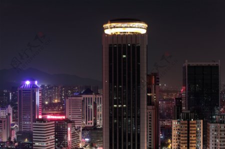 深圳建筑群夜景图片