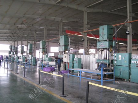 工业生产厂区机器图片