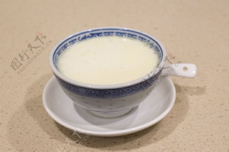 广州小吃姜撞奶