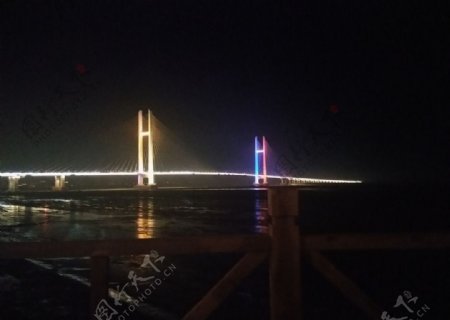 丹东鸭绿江新大桥夜景