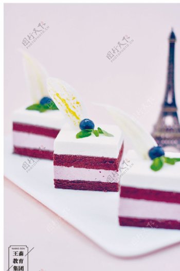 蓝莓夹心蛋糕