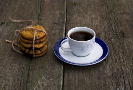 曲奇饼干和咖啡