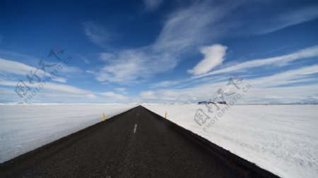 雪地天空道路风景