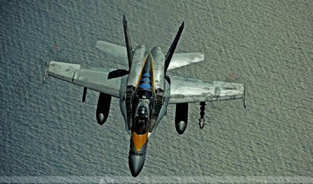 F18战斗机