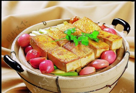 豫菜砂锅让豆腐图片