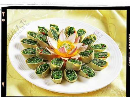 浙菜腐皮菠菜卷图片