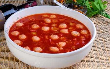 番茄丸子汤图片