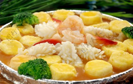板豆腐海鲜烩图片