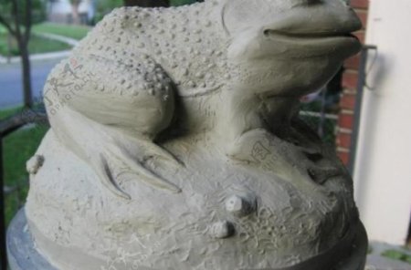 青蛙的手工雕刻的