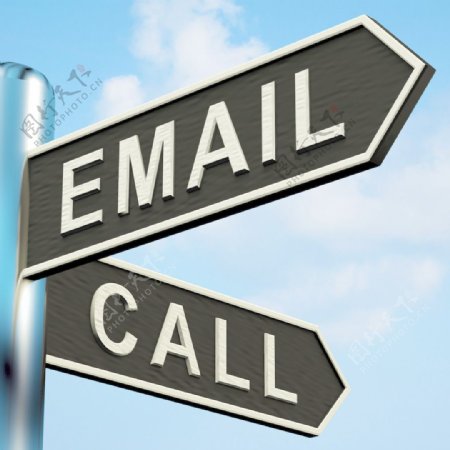 发邮件或打电话的一个路标的方向